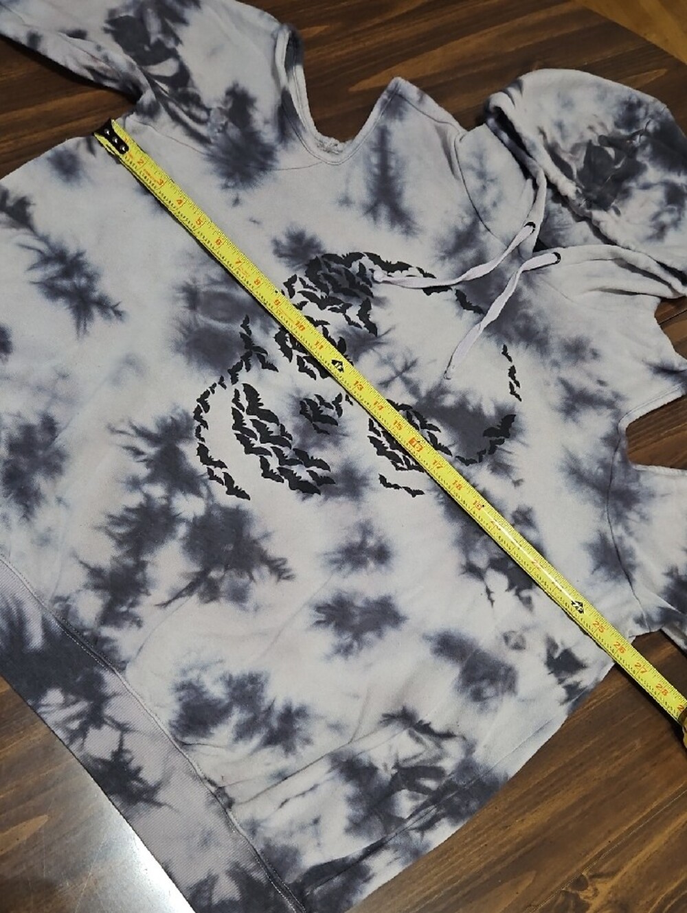 torrid Cold Shoulder Hoodie with Bat Skull Graphic - Picture 5 of 9